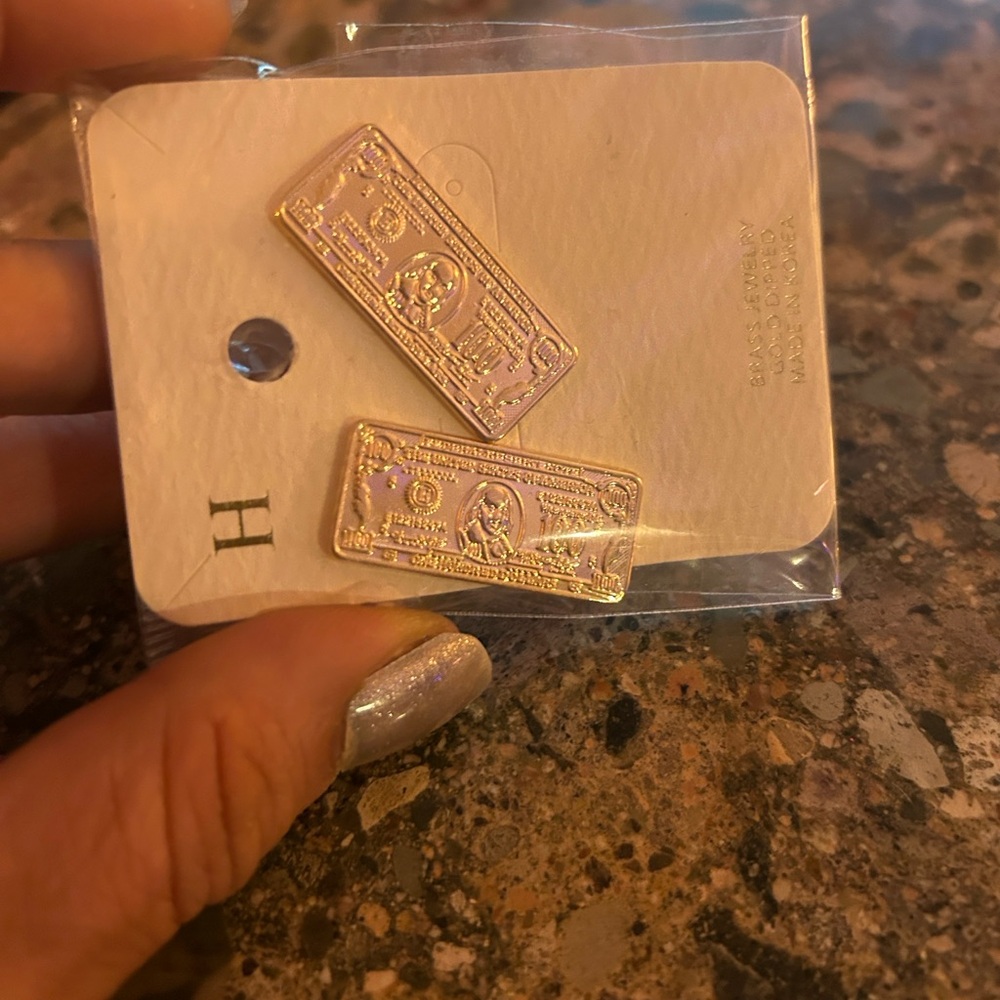 Gold Rectangular Earrings - image 2